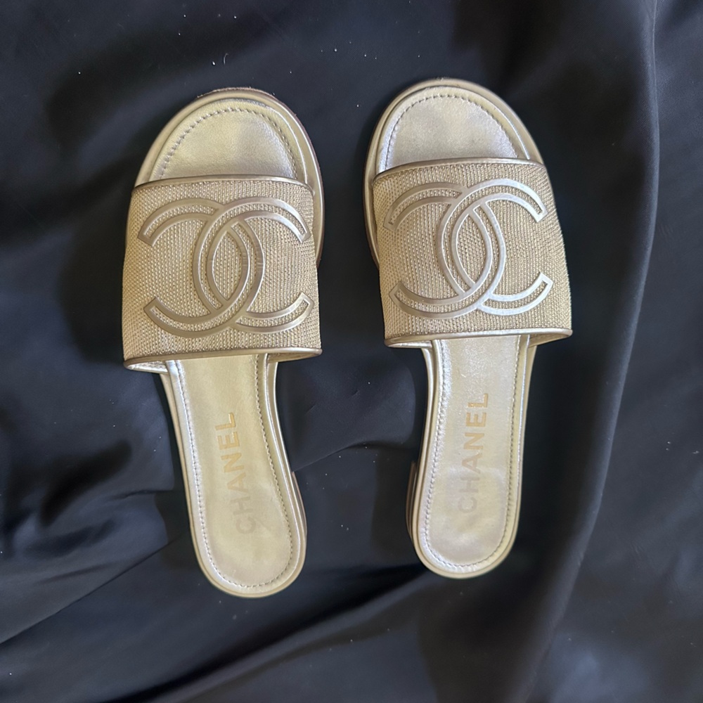 Chanel Gold Mesh Mules Size 38 US 8 - Picture 6 of 13